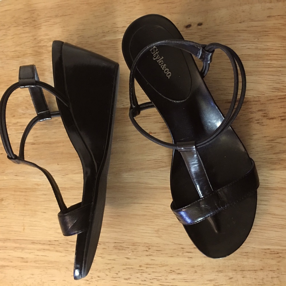 Black wedge sandals